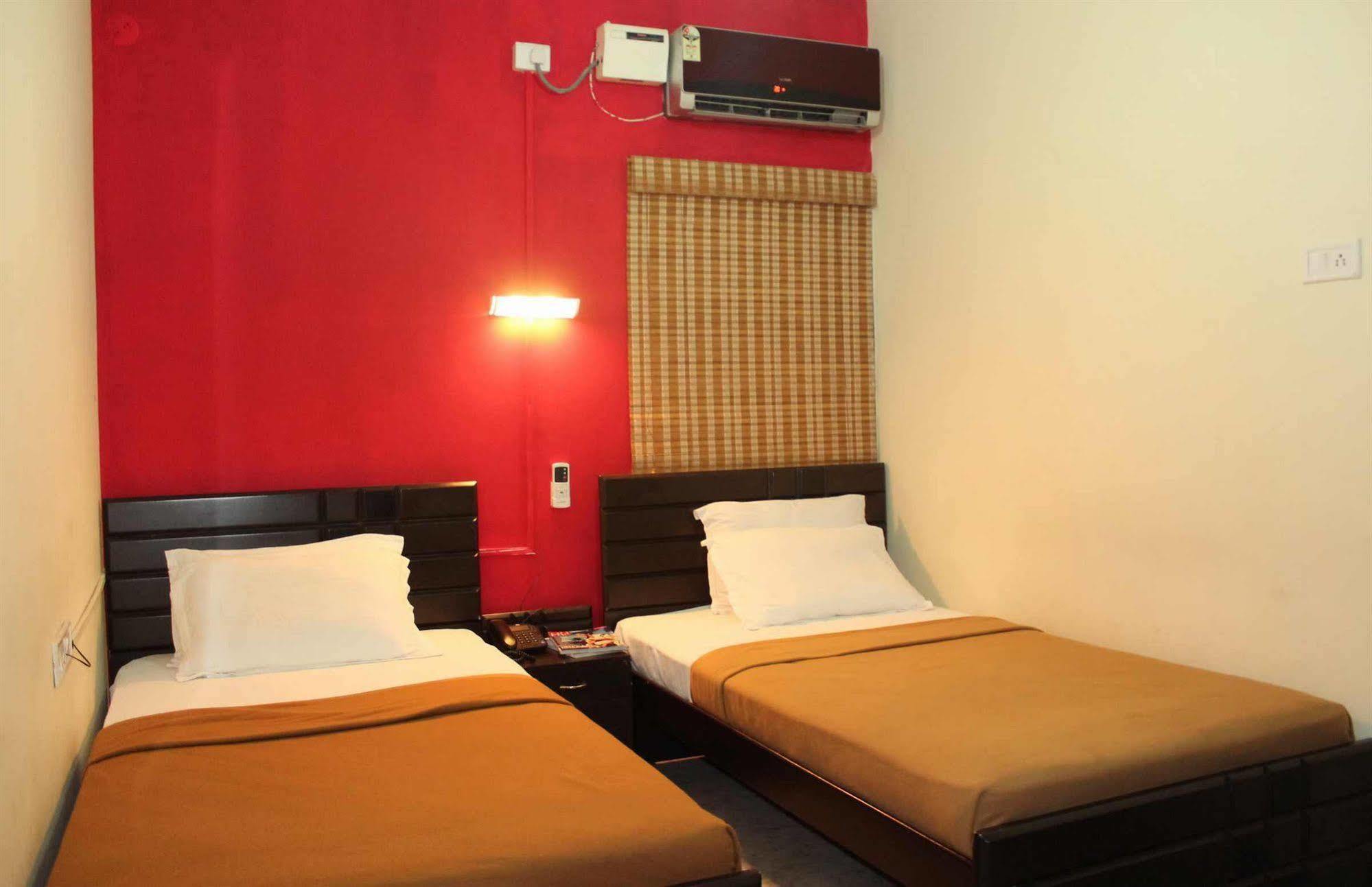 העיר בנגלור The New Casablanca Boutique Hotel מראה חיצוני תמונה