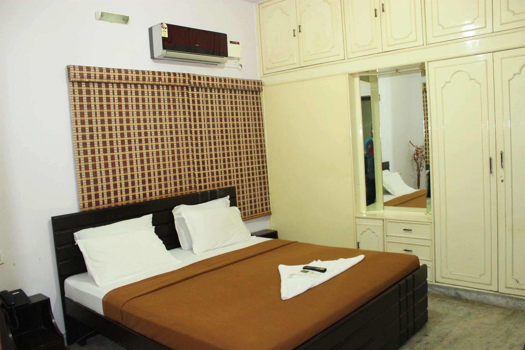 העיר בנגלור The New Casablanca Boutique Hotel מראה חיצוני תמונה